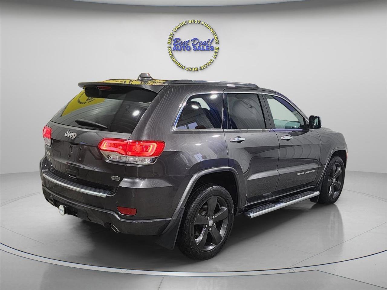 Used 2015 Jeep Grand Cherokee Overland w/ Advanced Technology Group image 6