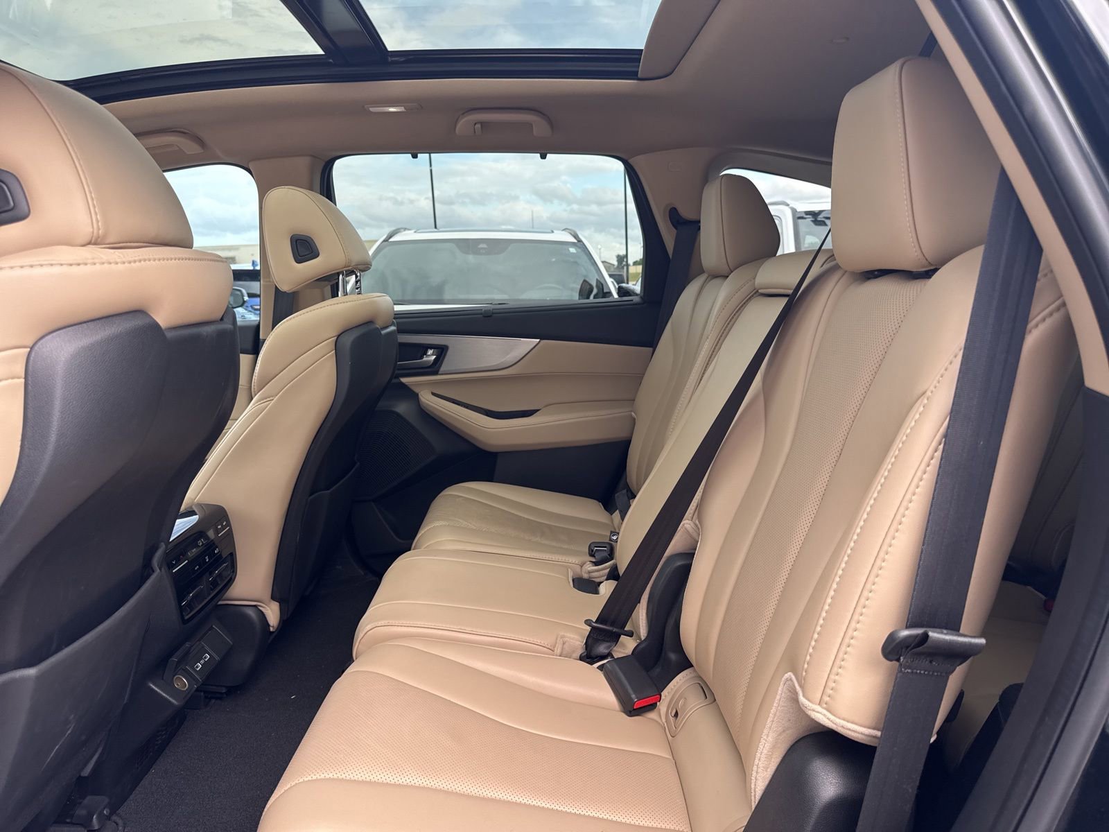 Used 2024 Acura MDX FWD w/ Technology Package image 13