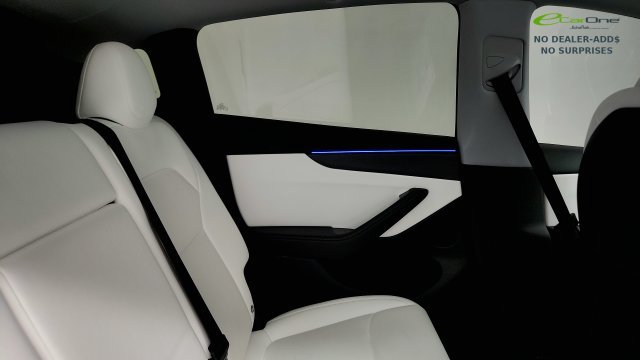 Used 2026 Tesla Model Y 2WD image 40