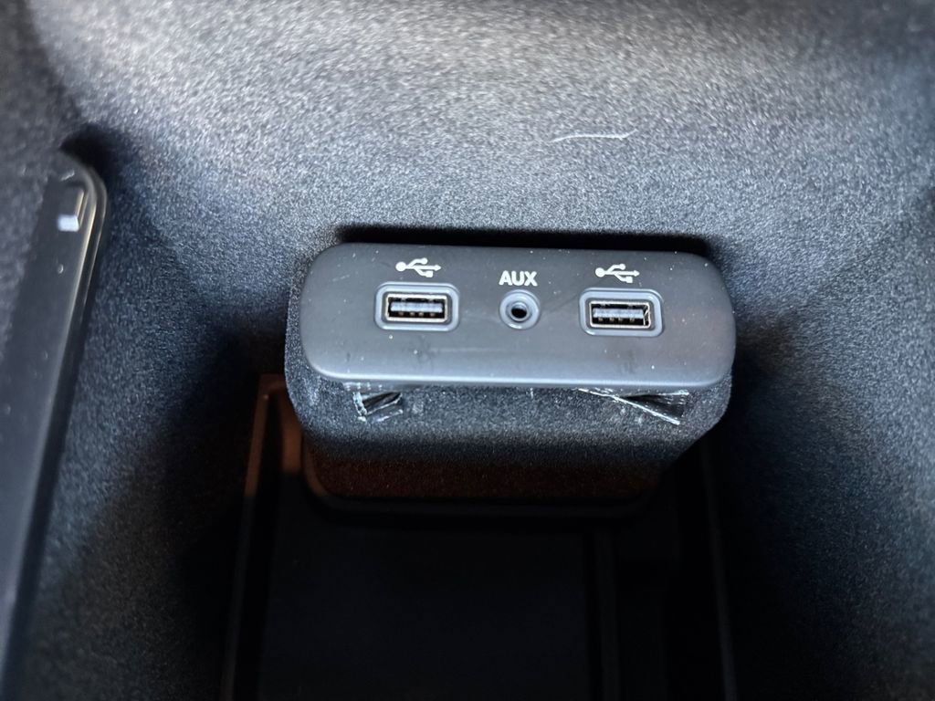 Certified 2023 Dodge Charger R/T w/ Performance Handling Group image 27