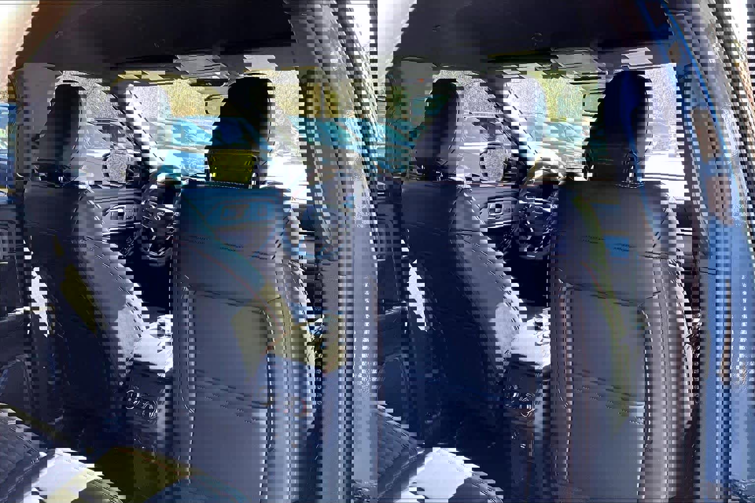 Used 2025 Ford Explorer ST-Line w/ Premium Package image 20