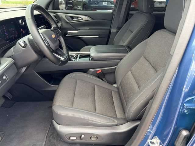Certified 2024 Chevrolet Traverse LT w/ Trailering Package FWD image 10