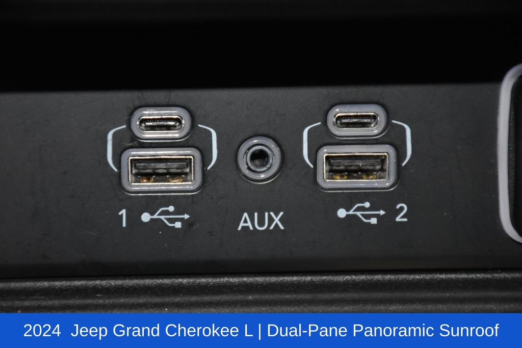 Used 2024 Jeep Grand Cherokee L Limited w/ Luxury Tech Group II image 20