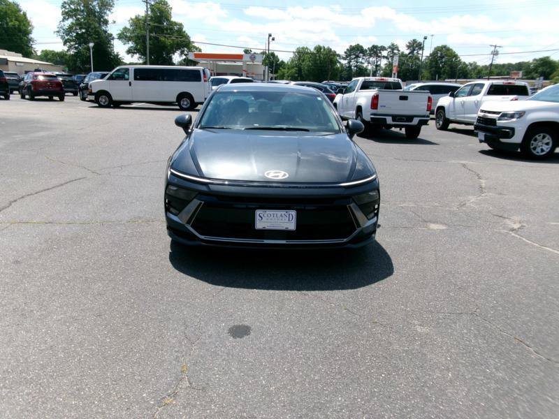 Used 2025 Hyundai Sonata SEL FWD image 3