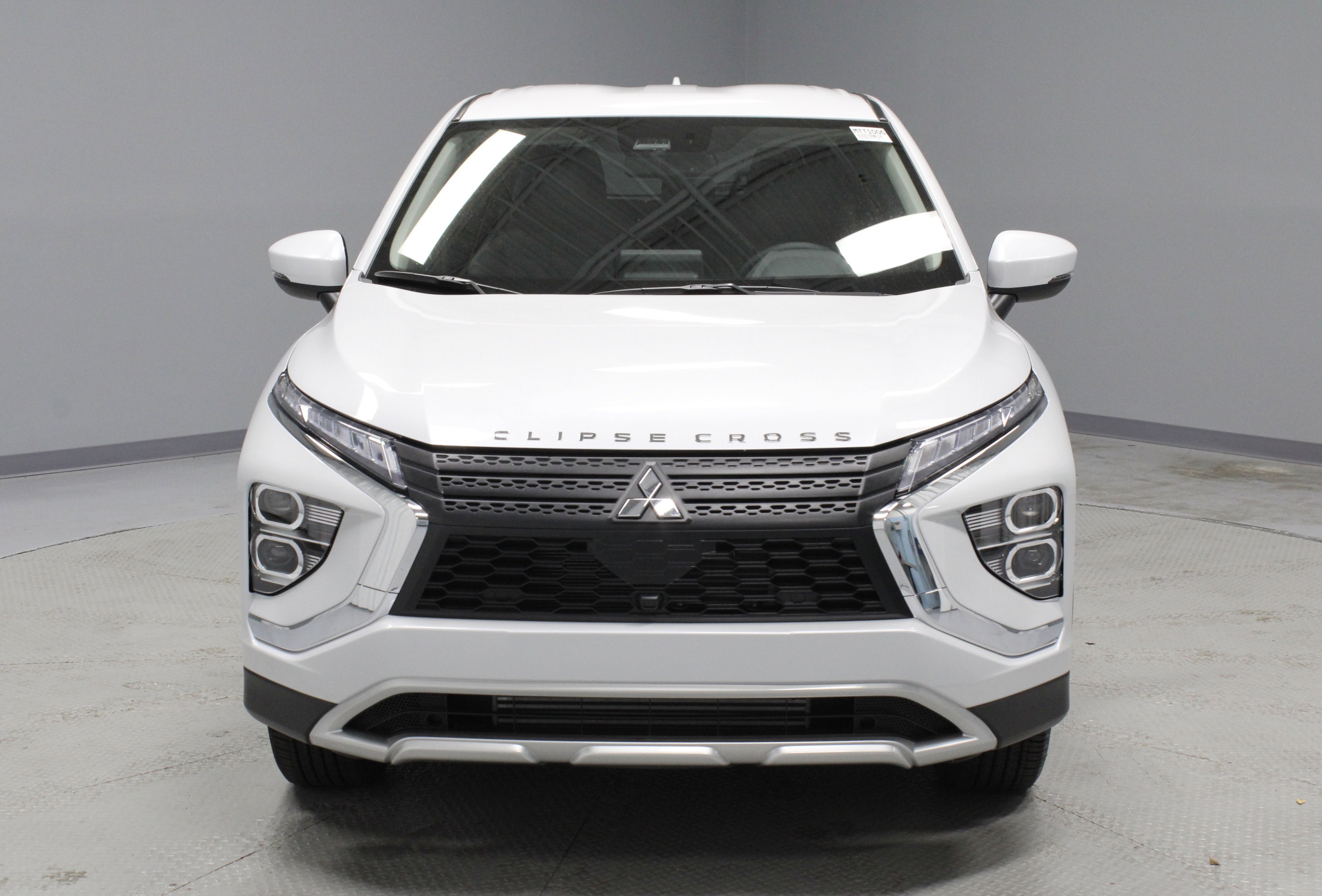 New 2026 Mitsubishi Eclipse Cross SE image 3