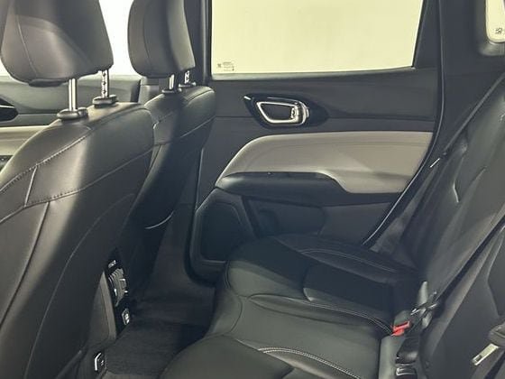 New 2026 Jeep Compass Limited AWD/4WD image 18