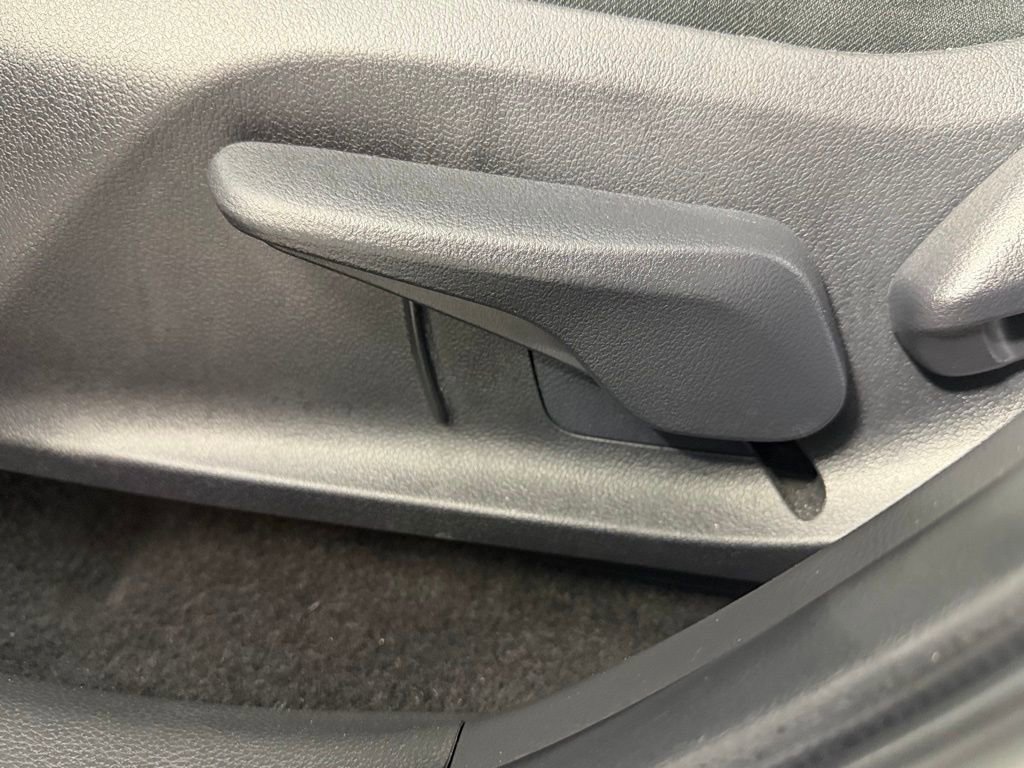 Used 2025 Toyota RAV4 LE image 24