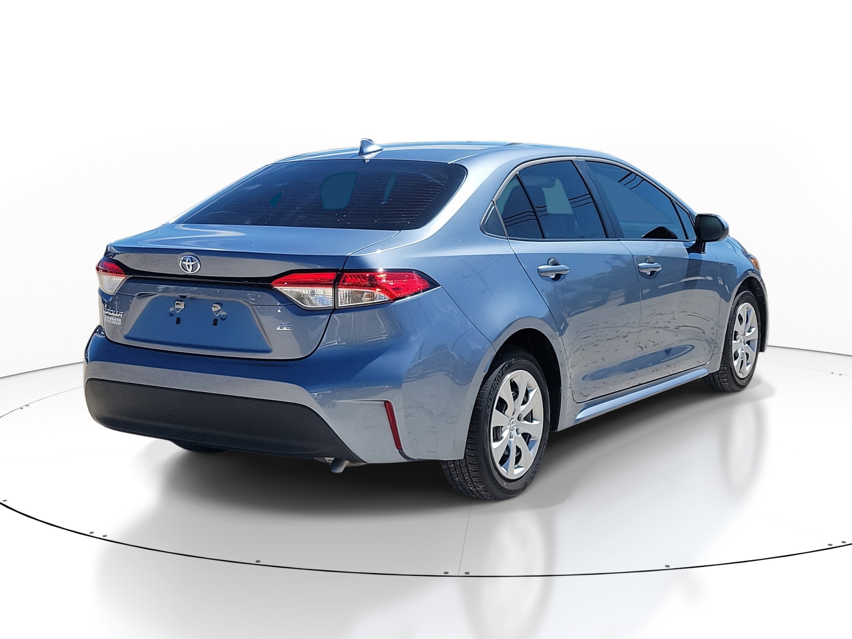 Used 2025 Toyota Corolla LE image 6