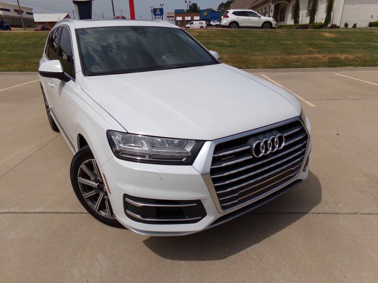 Used 2019 Audi Q7 2.0T Premium Plus w/ Premium Plus Package AWD/4WD image 11