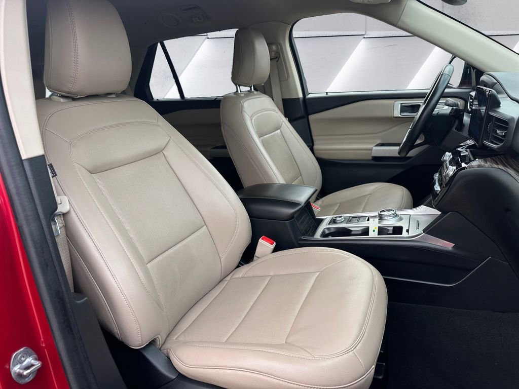 Used 2022 Ford Explorer Limited image 14