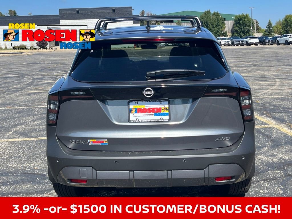 New 2026 Nissan Kicks SV w/ SV Premium Package image 4
