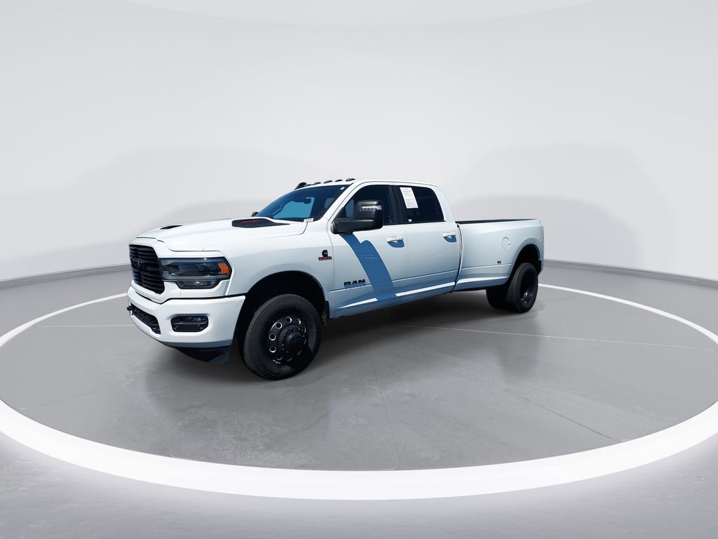 Used 2024 RAM 3500 Laramie w/ Night Edition AWD/4WD image 4