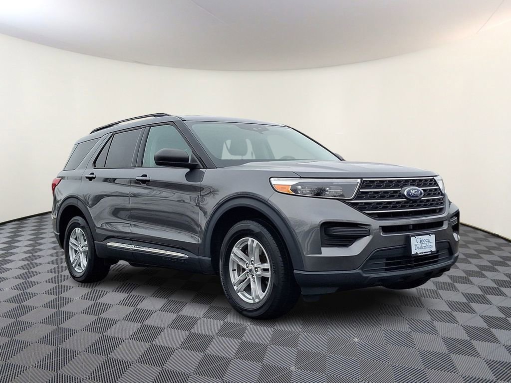 Certified 2022 Ford Explorer XLT AWD/4WD image 1