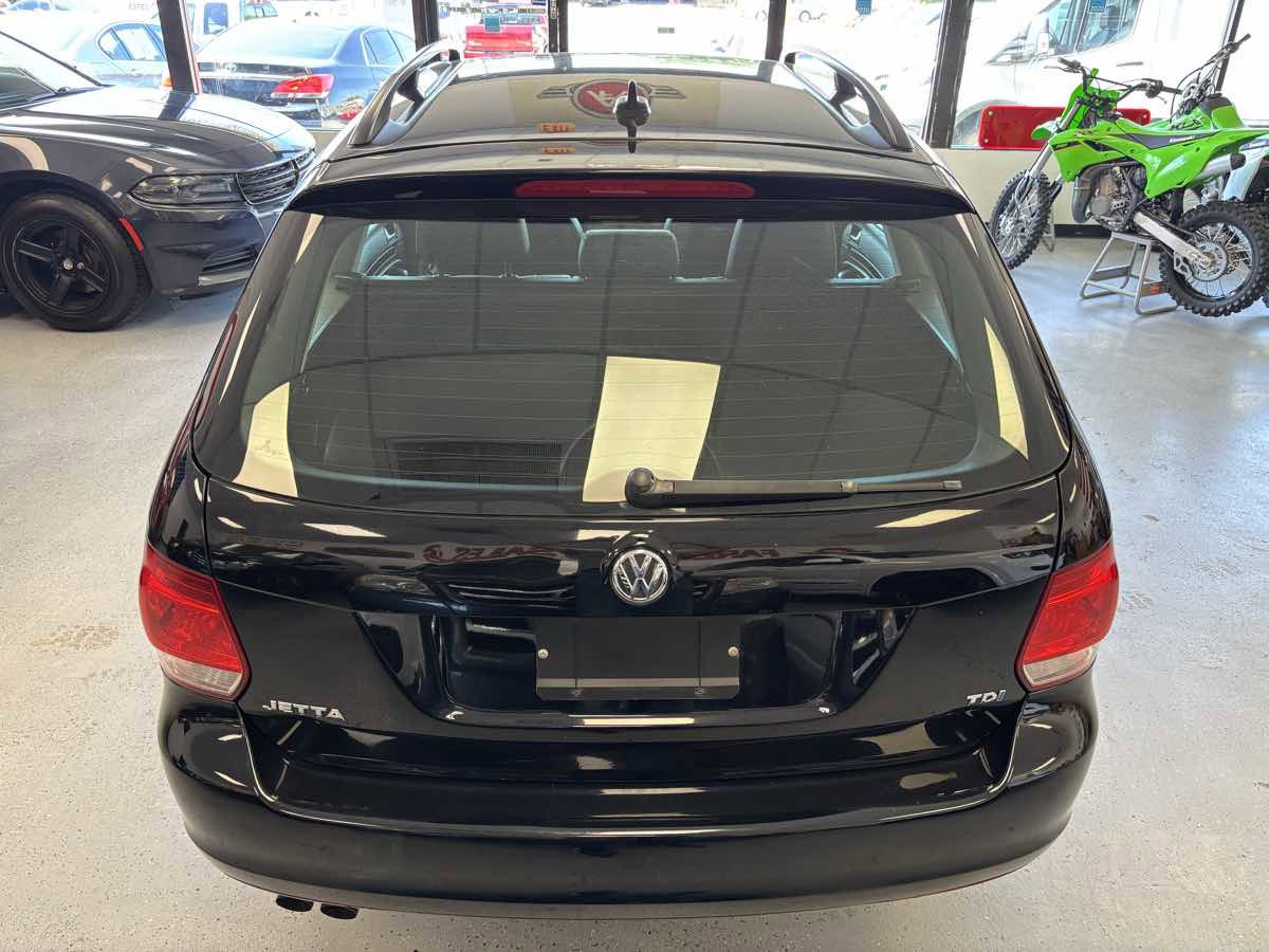 Used 2014 Volkswagen Jetta TDI image 10