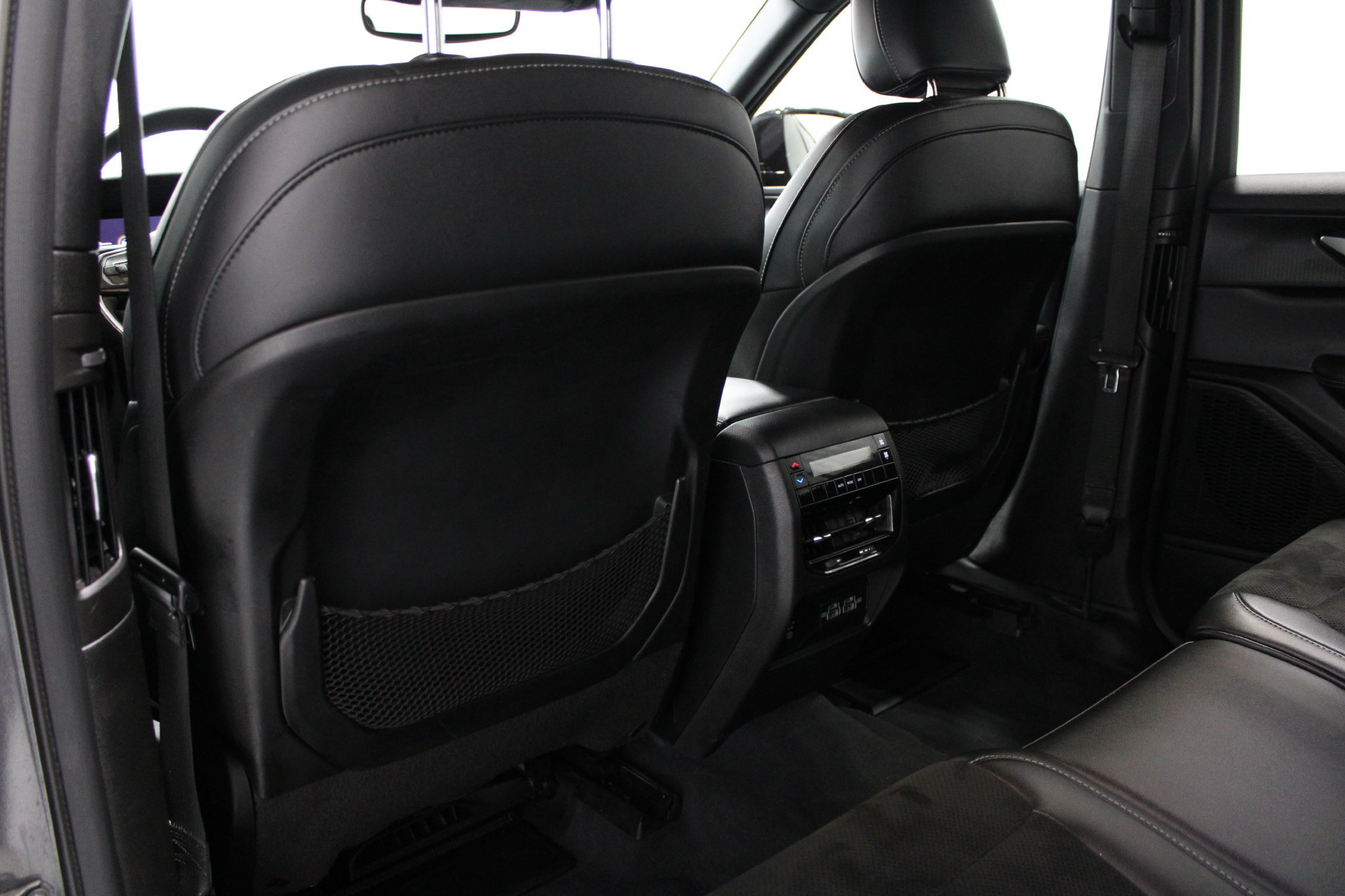 Used 2023 Jeep Grand Cherokee L Laredo AWD/4WD image 16