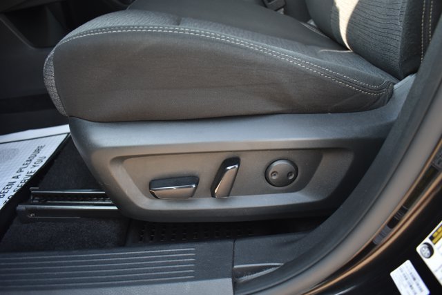 Used 2023 Nissan Rogue SV FWD image 13