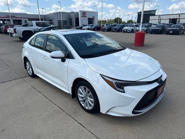 Certified 2026 Toyota Corolla XLE FWD image 2