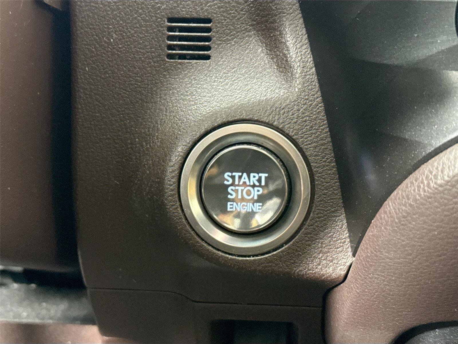 Used 2020 Lexus ES 350 Ultra Luxury w/ Accessory Package 2 image 21