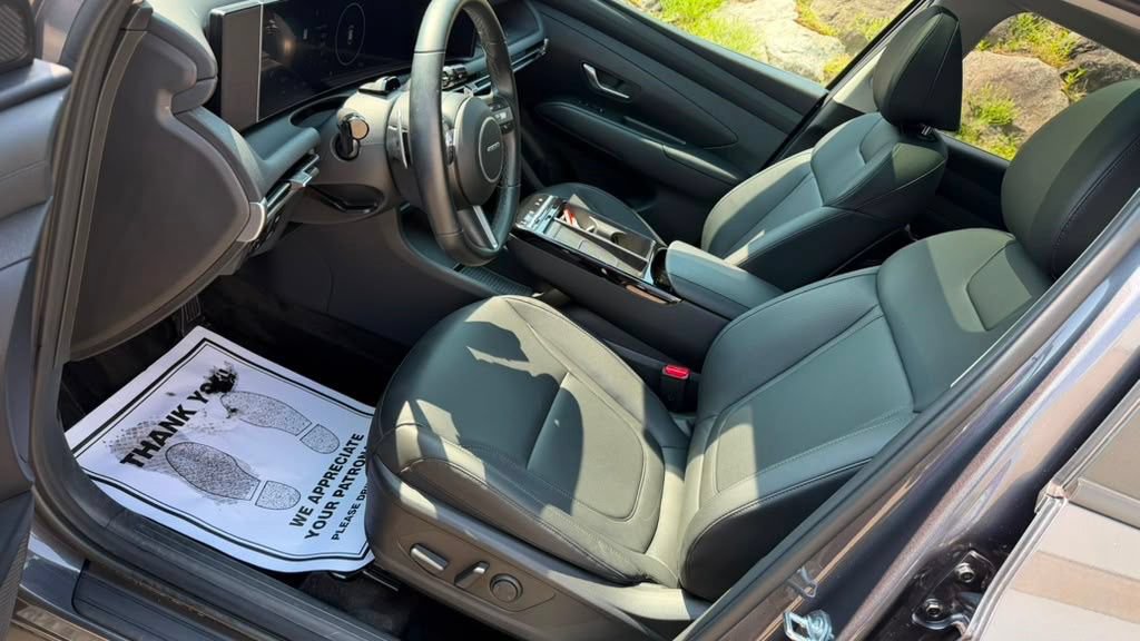 Certified 2025 Hyundai Tucson SEL AWD/4WD image 15