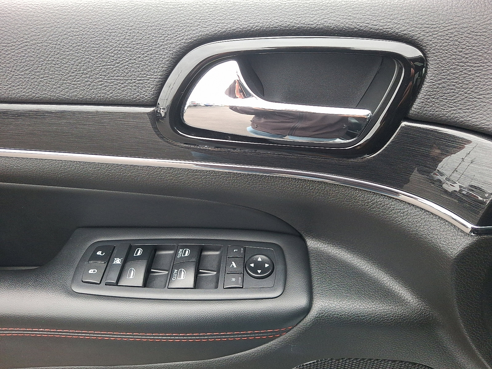 Used 2021 Jeep Grand Cherokee Trailhawk image 13