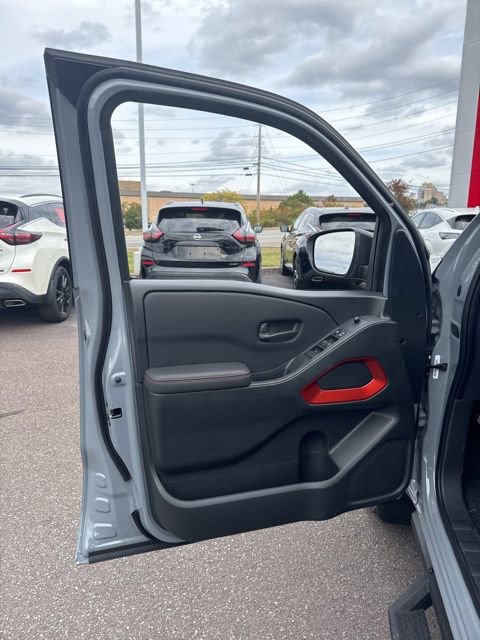 New 2026 Nissan Frontier PRO-4X w/ Pro-4x Convenience Package image 10