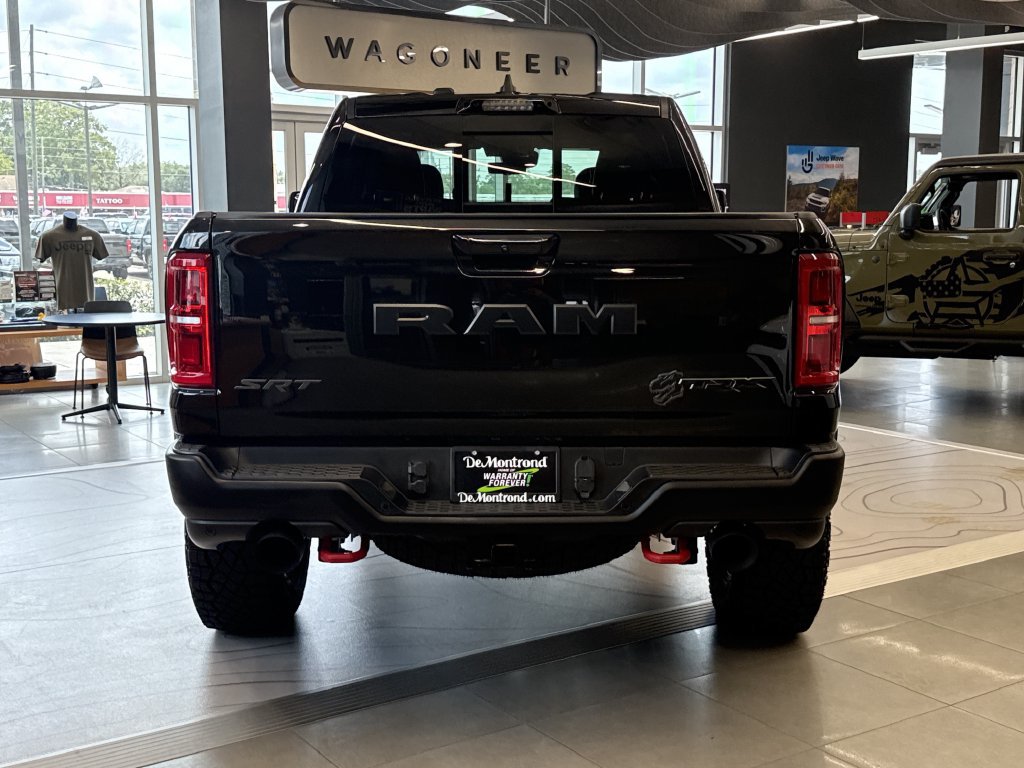 New 2027 RAM 1500 4x4 Crew Cab image 5