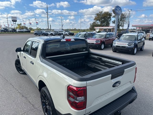 New 2025 Ford Maverick XLT w/ Black Appearance Package image 23
