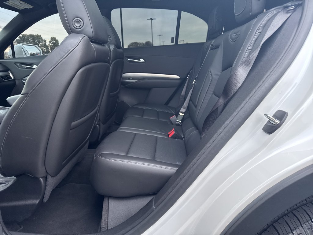 Used 2020 Cadillac XT4 Premium Luxury AWD/4WD image 16