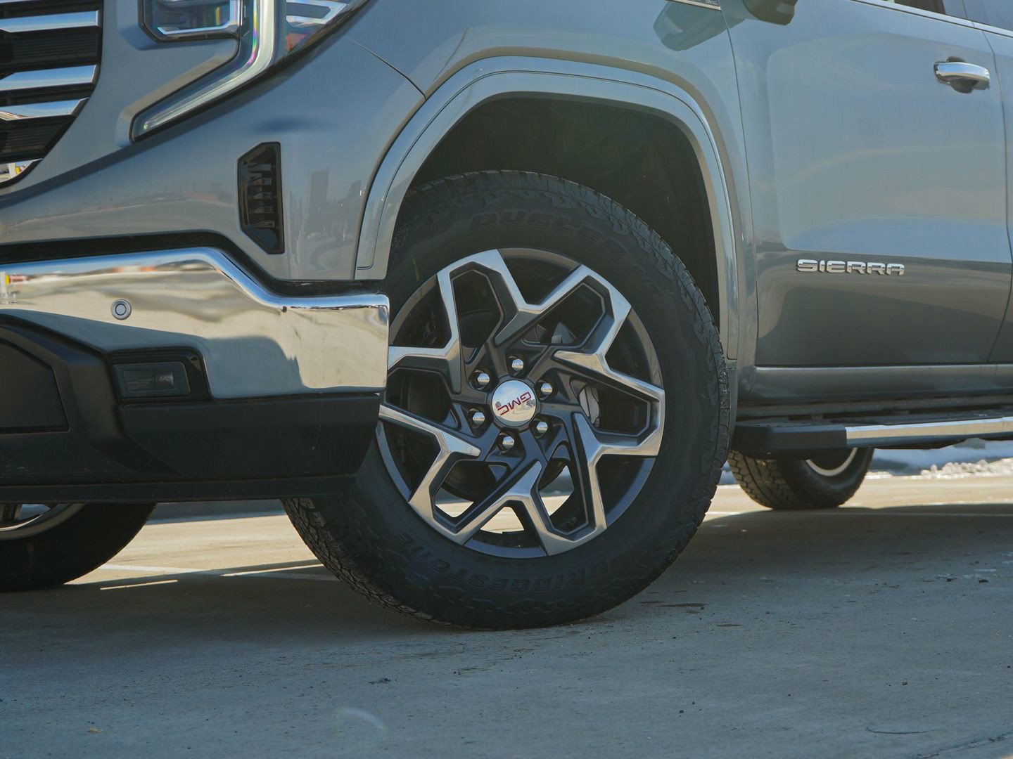New 2026 GMC Sierra 1500 SLT w/ SLT Premium Plus Package AWD/4WD image 6