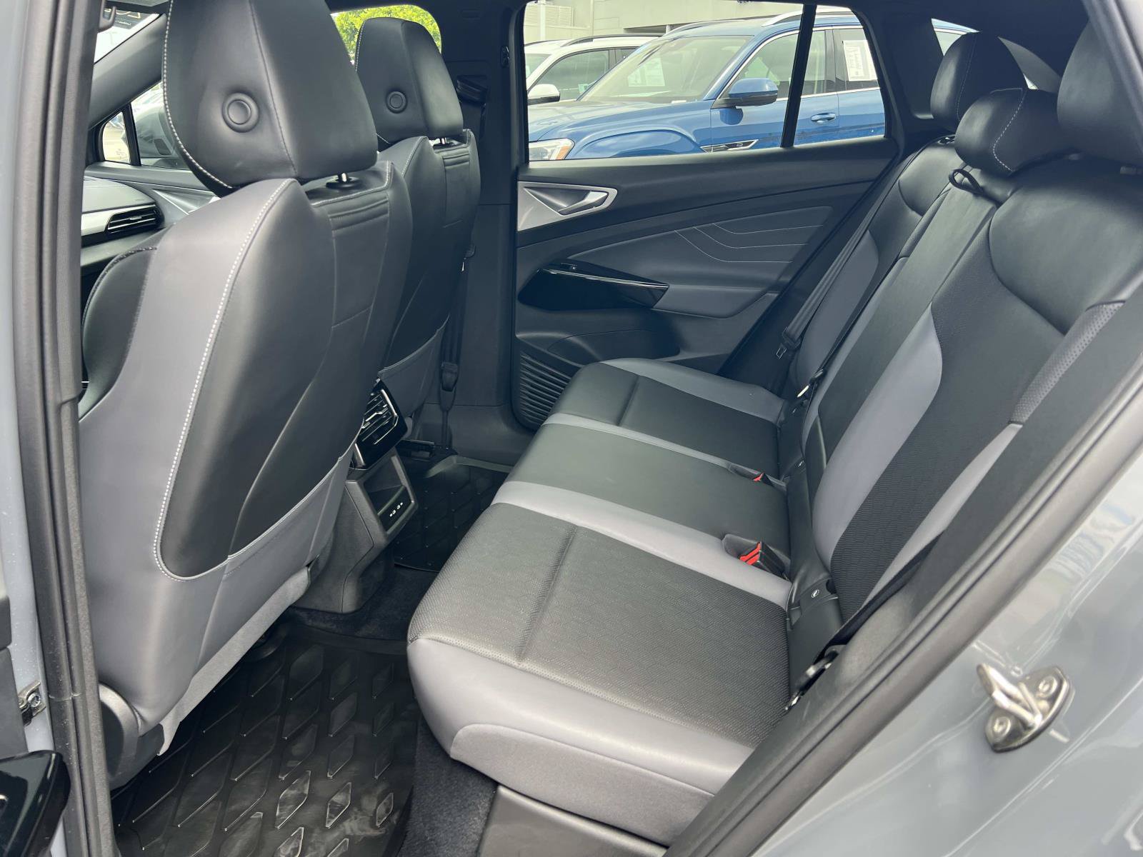 Certified 2023 Volkswagen ID.4 Pro S AWD/4WD image 23