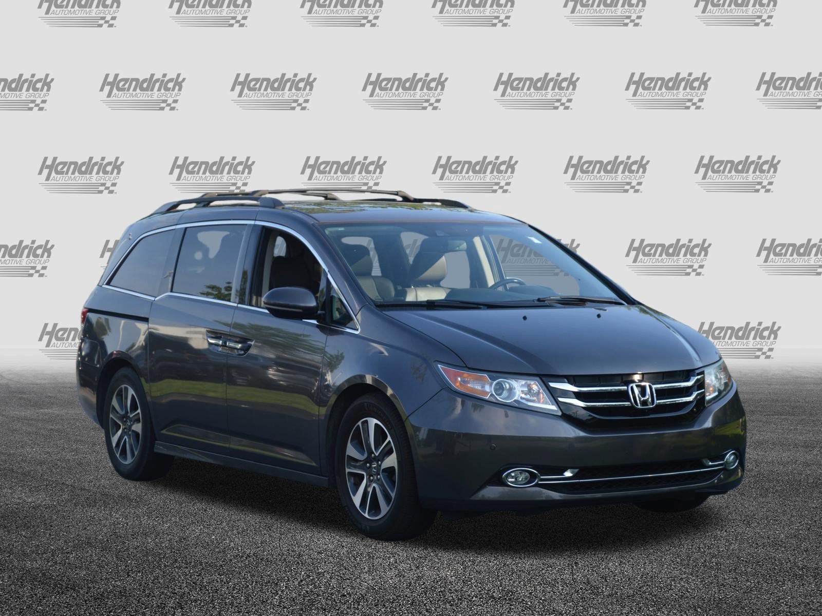 Used 2016 Honda Odyssey Touring Elite image 5