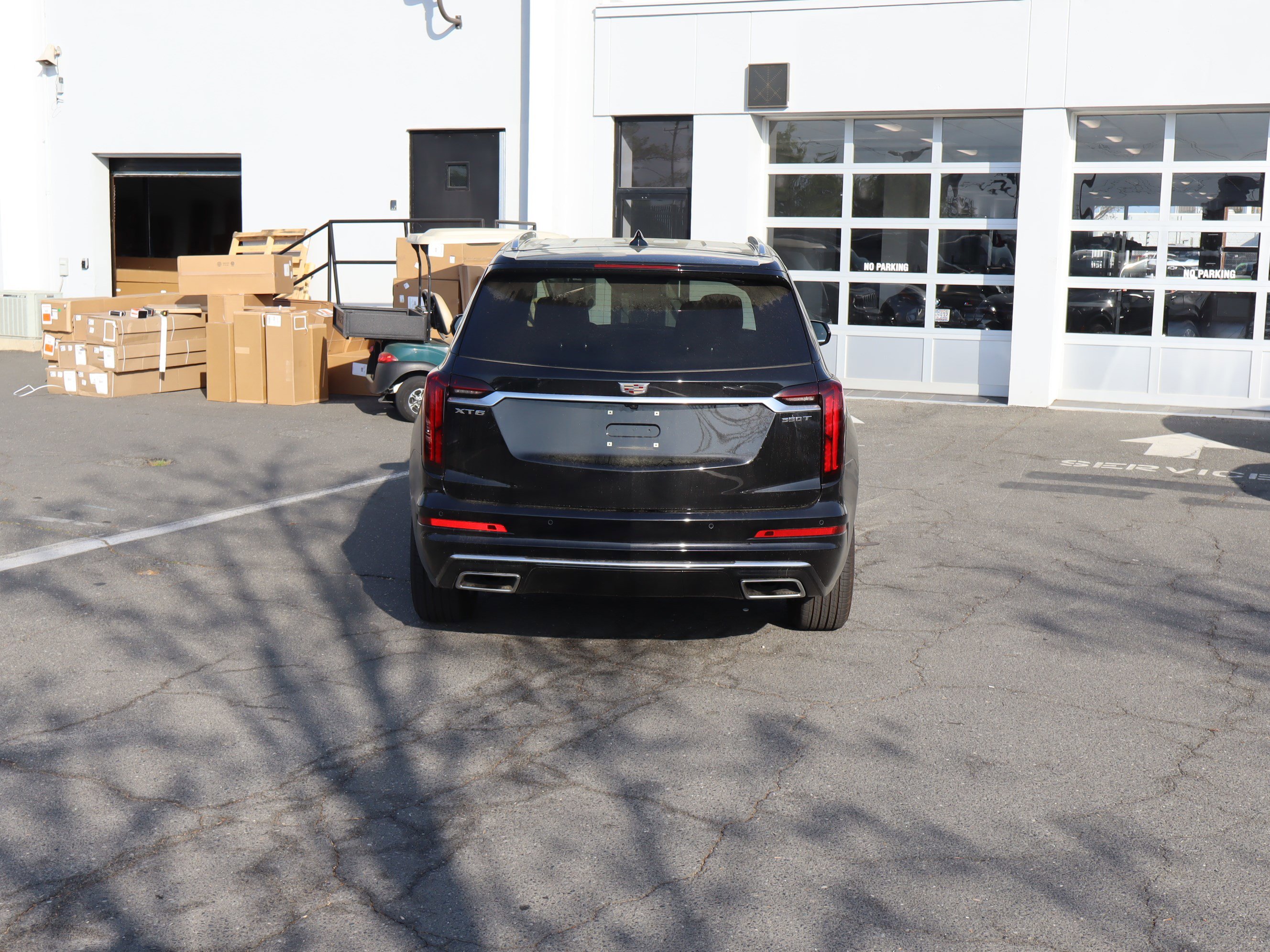 Used 2025 Cadillac XT6 Luxury image 9
