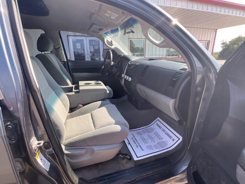 Used 2010 Toyota Tundra 4x4 Double Cab image 10