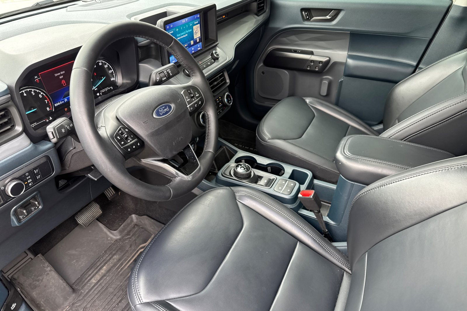 Used 2024 Ford Maverick Lariat w/ Black Appearance Package AWD/4WD image 10
