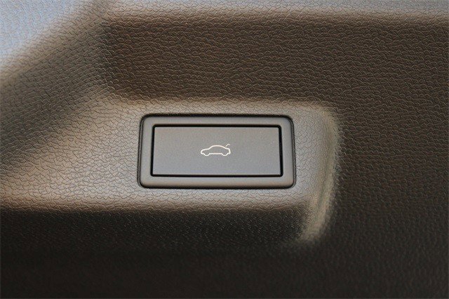 New 2025 Volkswagen ID. Buzz Pro S image 68