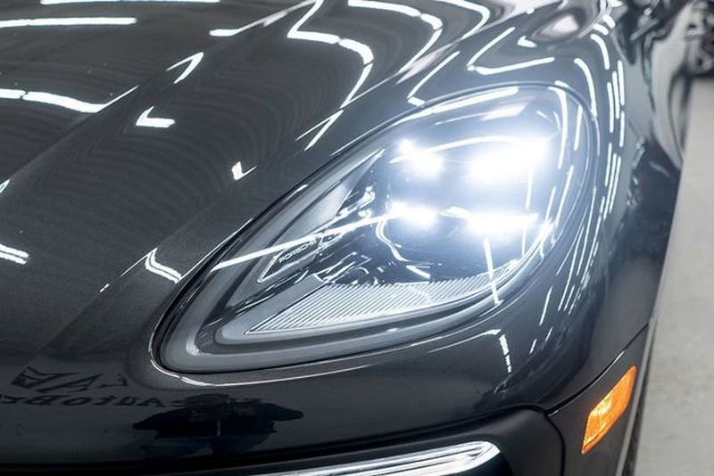 Used 2023 Porsche Macan image 44