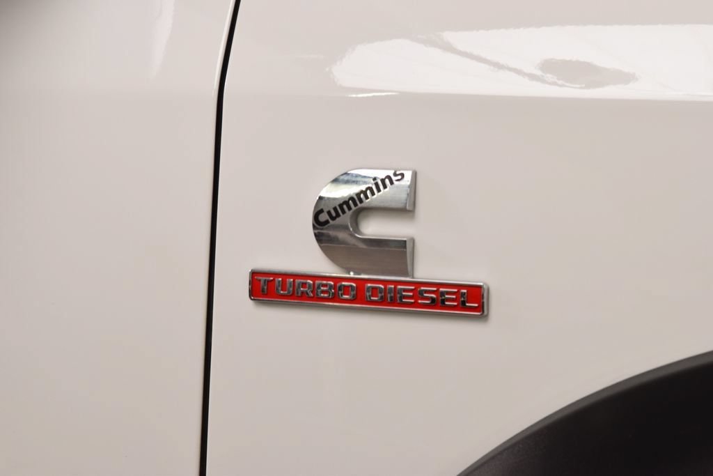 Used 2025 RAM 5500 4x4 Crew Cab image 10