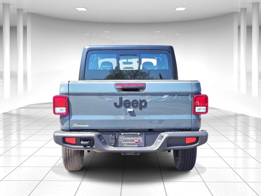 New 2026 Jeep Gladiator Sport AWD/4WD image 4