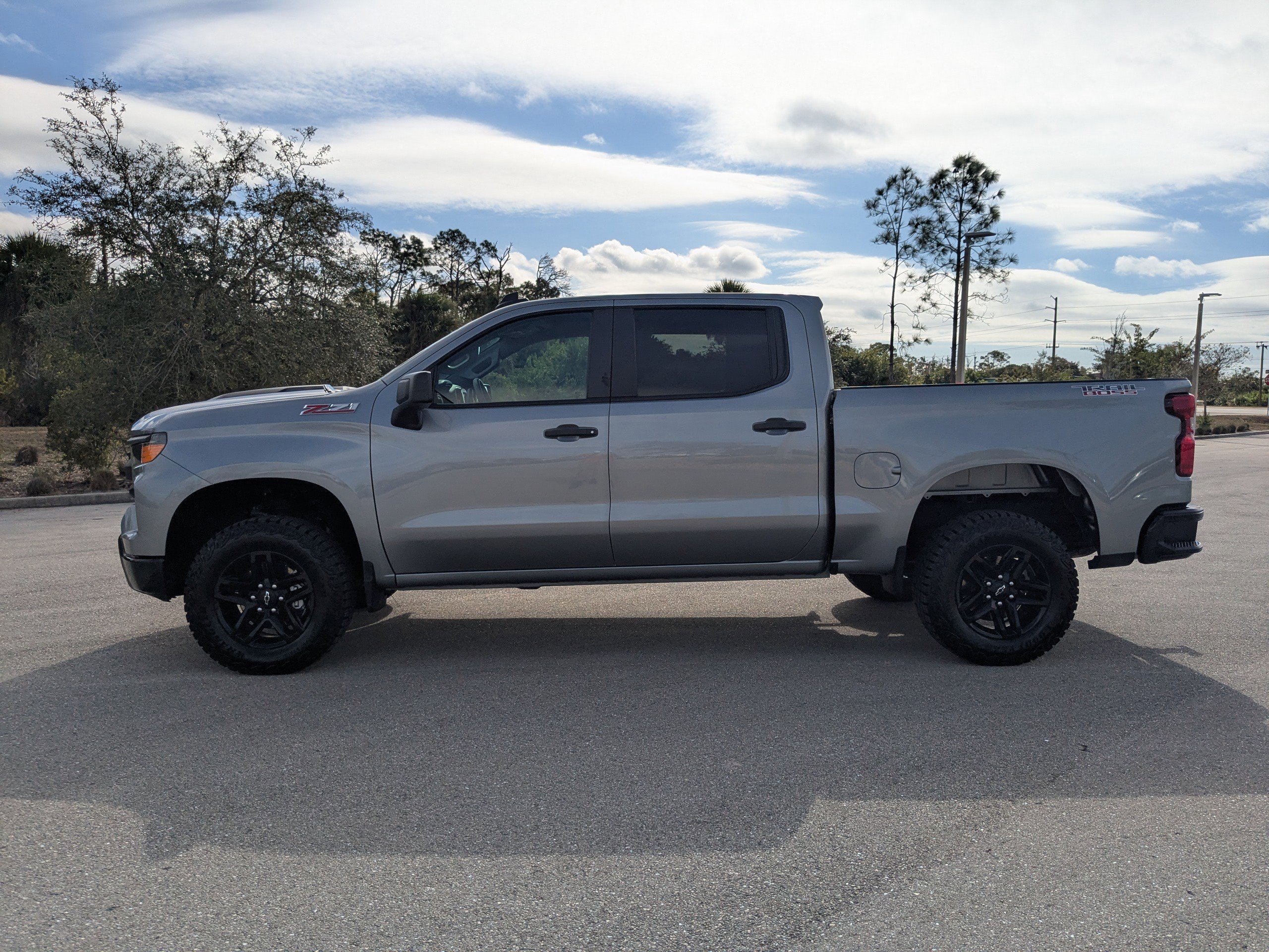 Used 2024 Chevrolet Silverado 1500 Custom Trail Boss image 8
