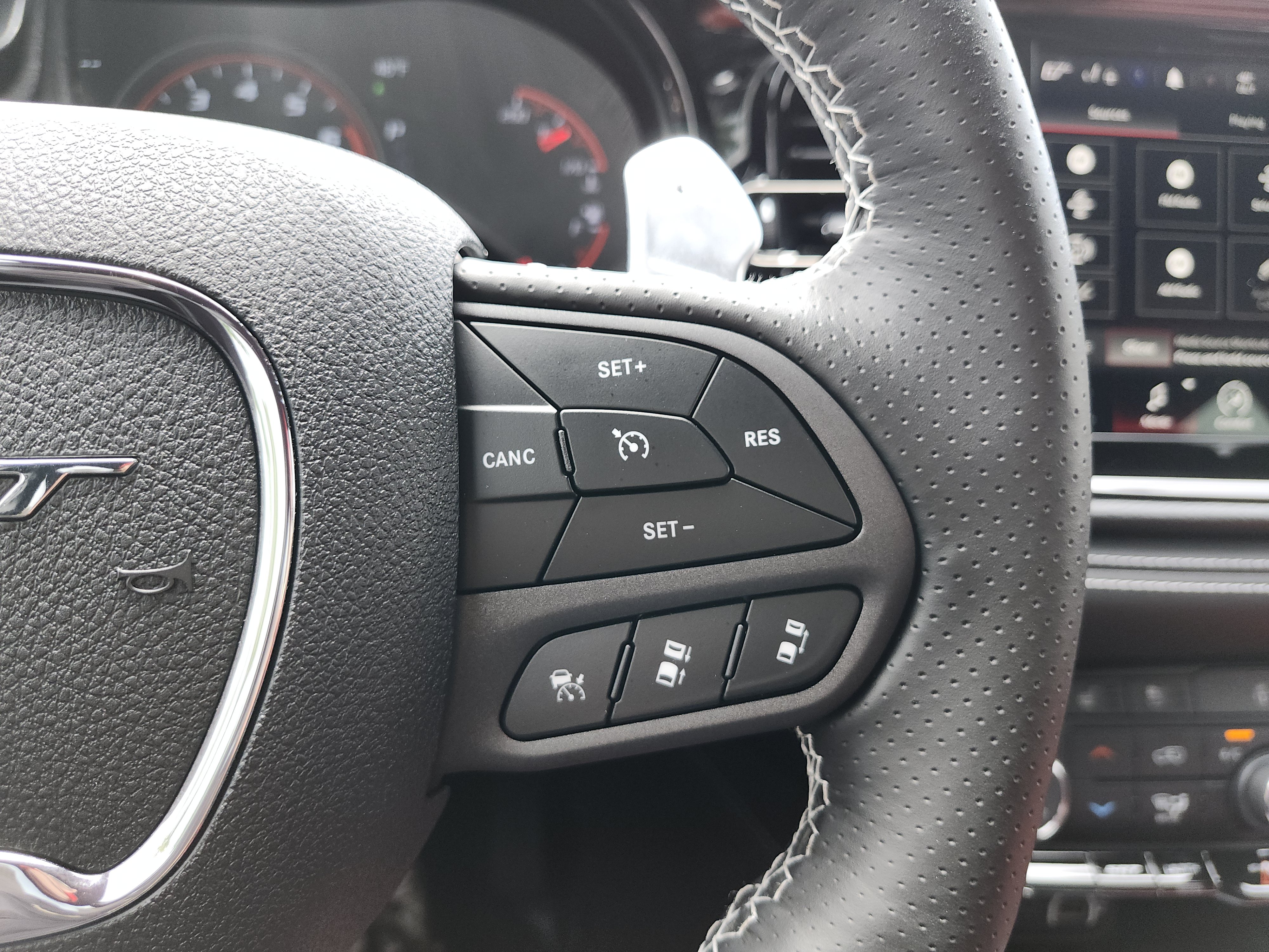Used 2024 Dodge Durango SRT AWD/4WD image 41