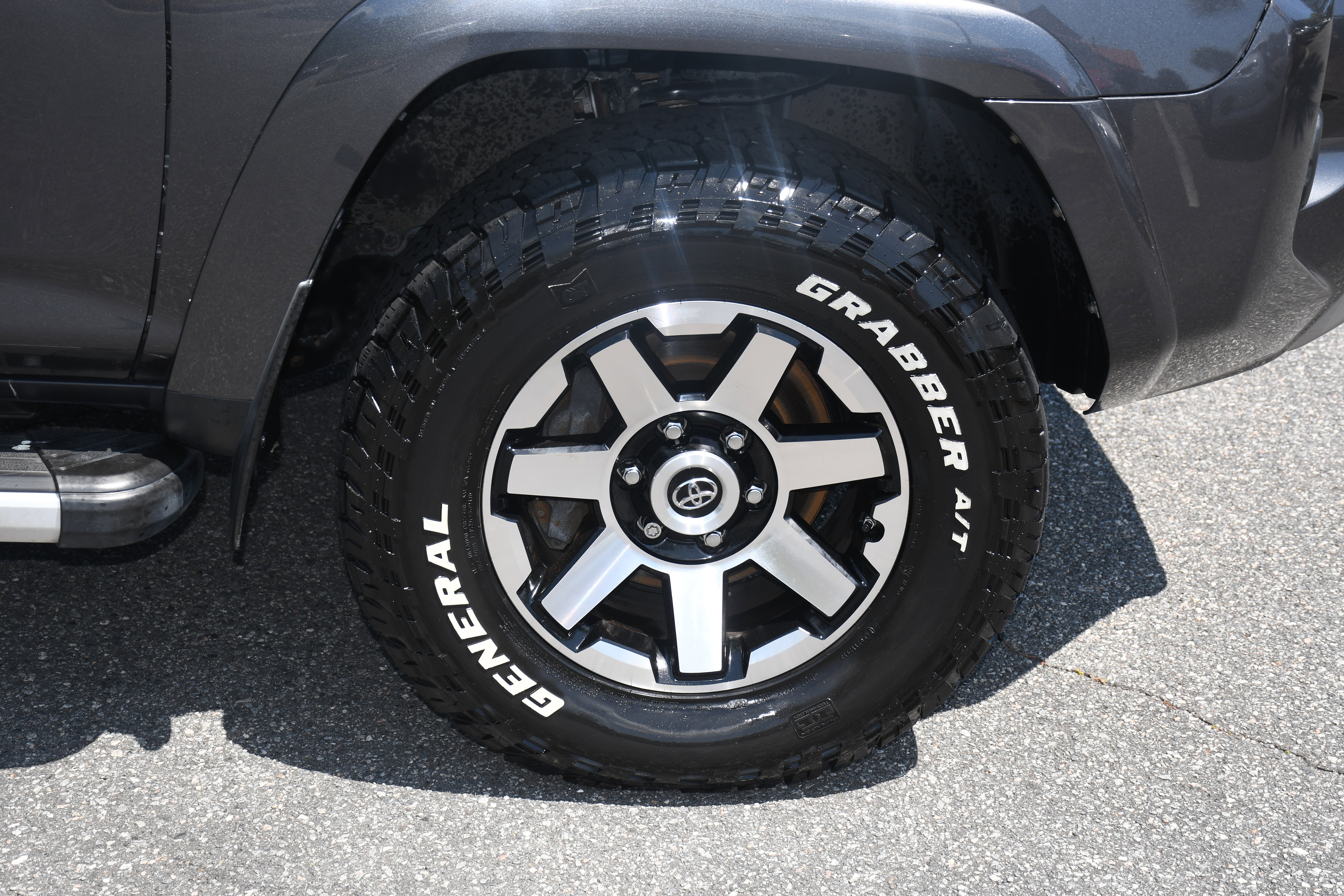 Used 2019 Toyota 4Runner TRD Off-Road image 21