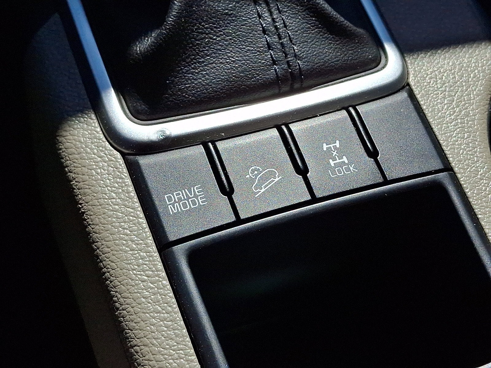 Used 2022 Kia Sportage Nightfall Edition image 27