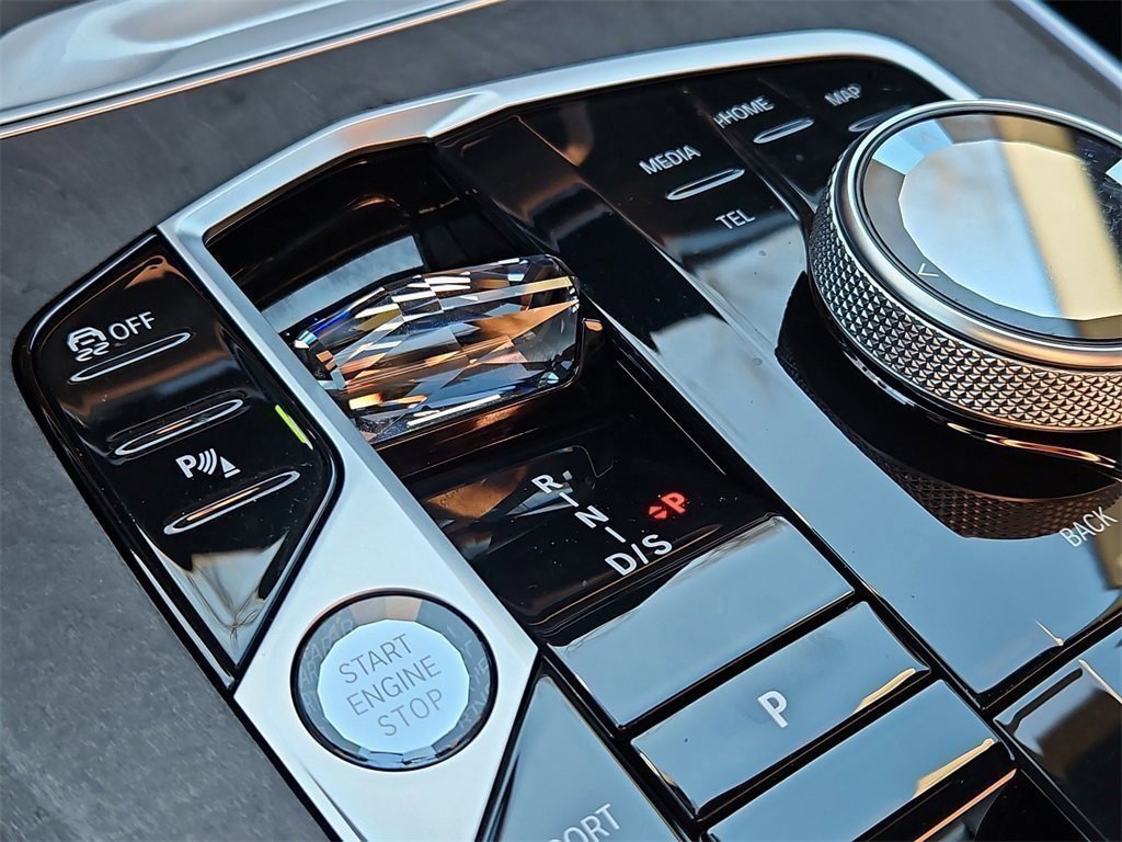 Used 2024 BMW X5 M60i w/ Executive Package image 34