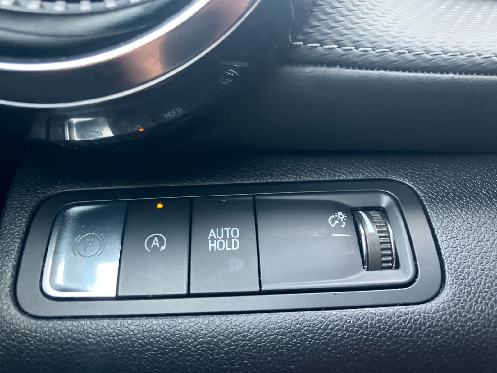Used 2025 Chevrolet Equinox LT w/ Safety and Technology Package FWD image 14