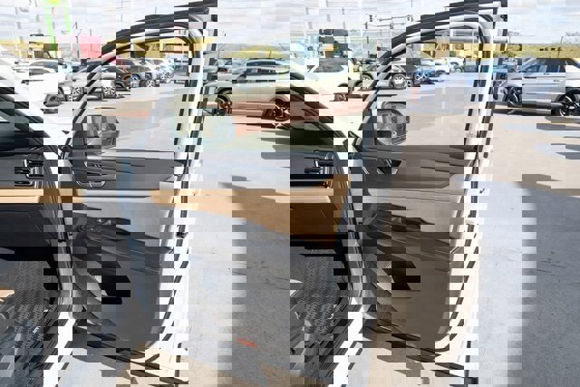 New 2026 Volkswagen Atlas Cross Sport SE image 46