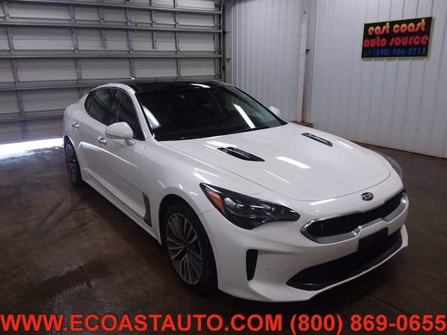 Used 2018 Kia Stinger Premium AWD/4WD image 4