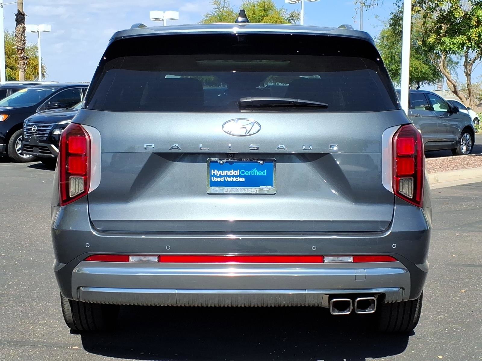 Used 2025 Hyundai Palisade Calligraphy image 4