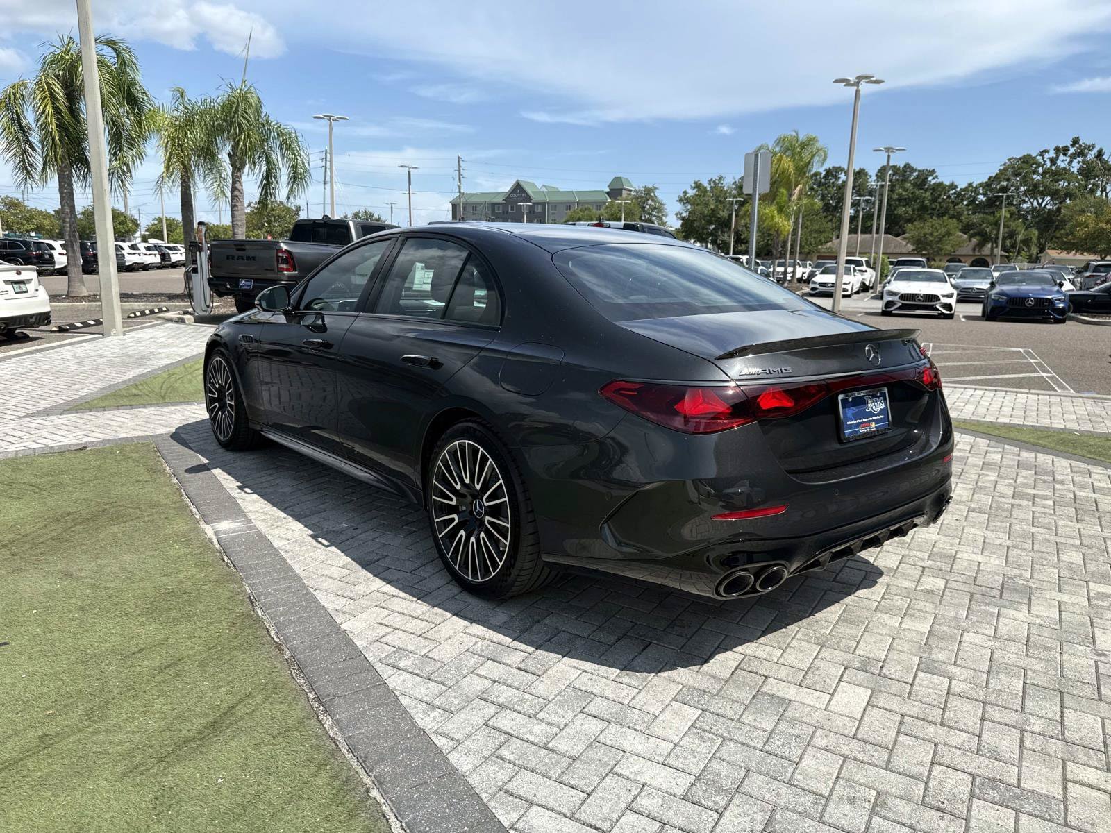 New 2026 Mercedes-Benz E 53 AMG e 4MATIC Sedan image 4