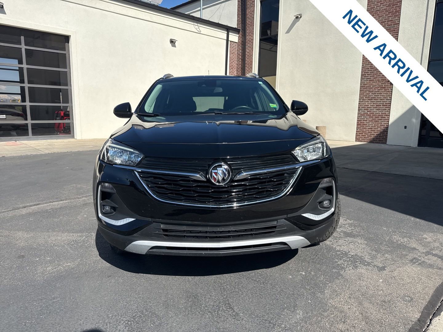 Used 2021 Buick Encore GX Select AWD/4WD image 2