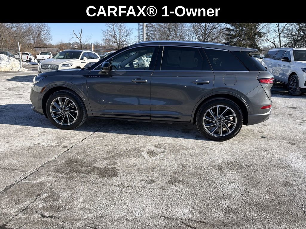 Used 2022 Lincoln Corsair Grand Touring image 2